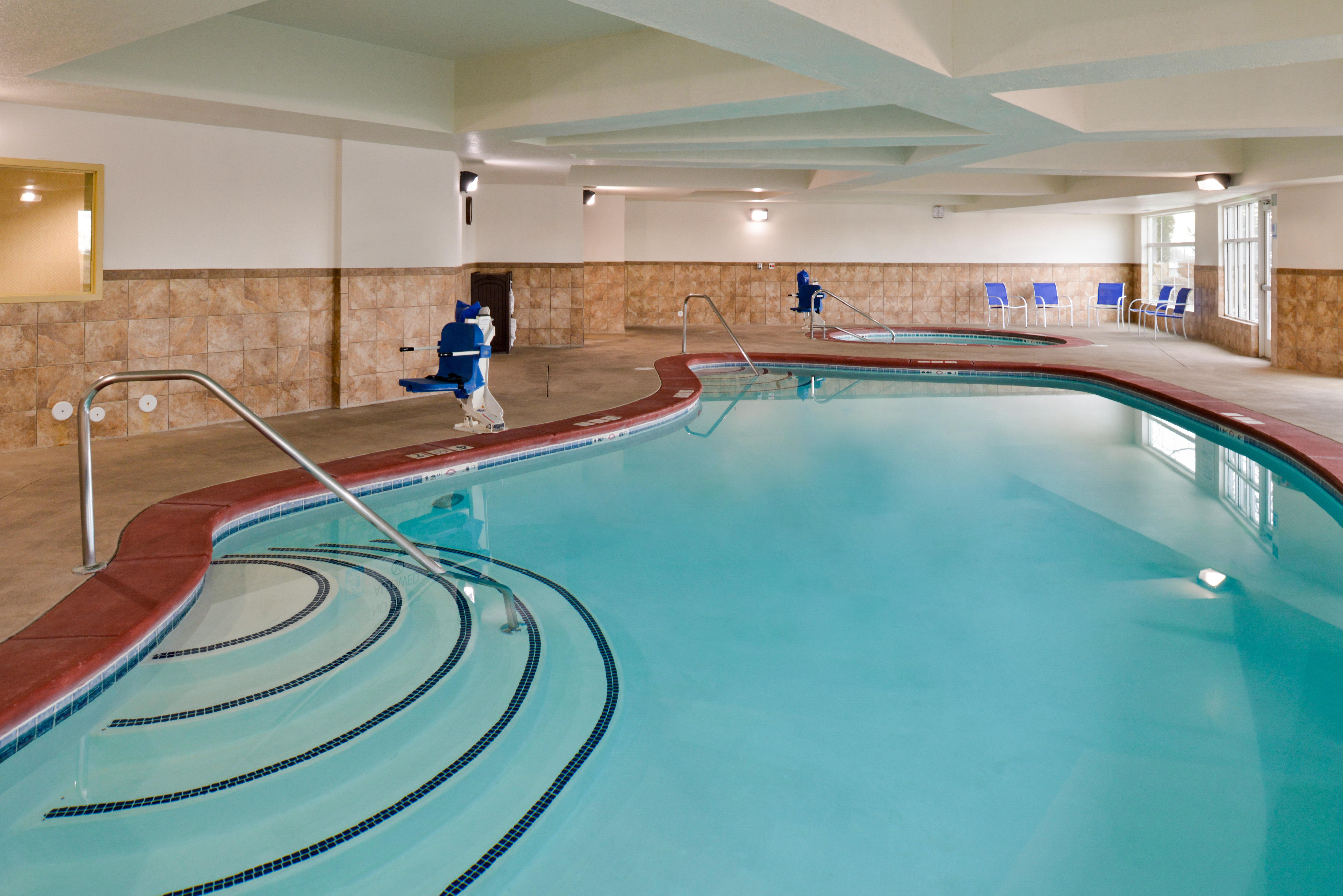 Holiday Inn Express & Suites Nampa - Idaho Center By Ihg Exterior foto