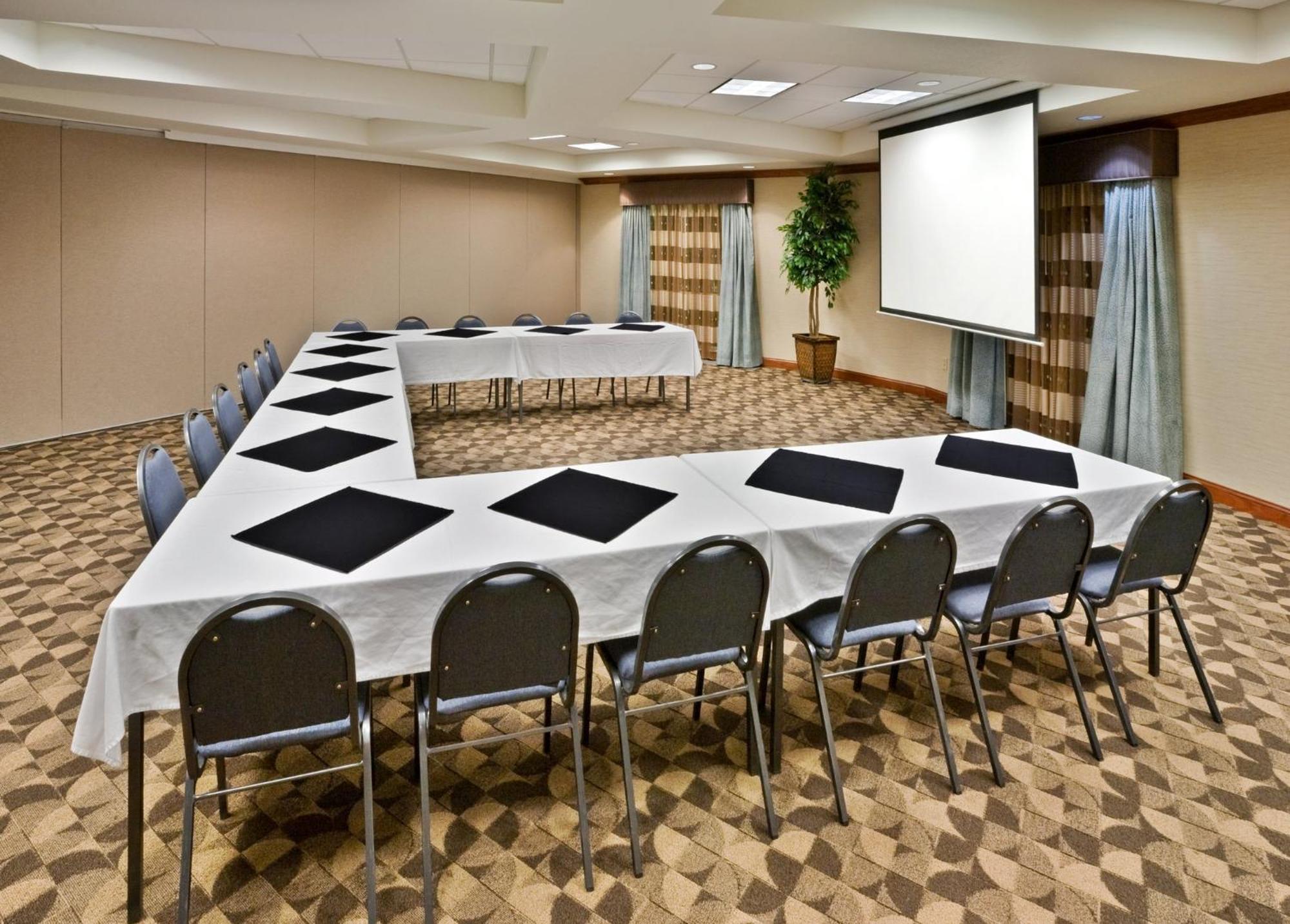 Holiday Inn Express & Suites Nampa - Idaho Center By Ihg Exterior foto